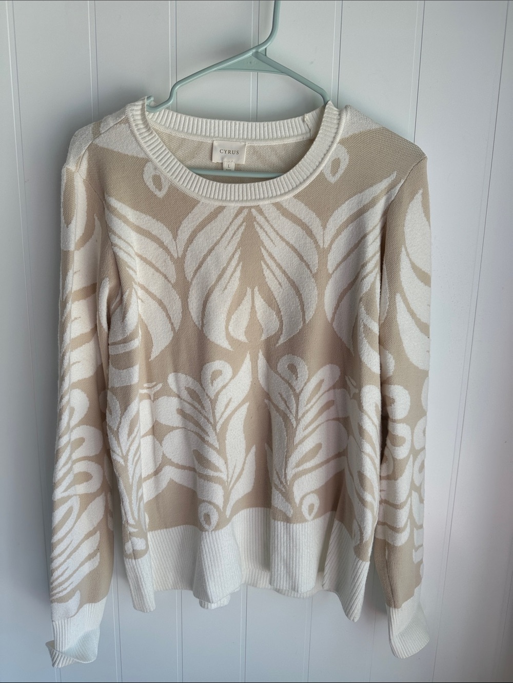 Cyrus Beige & White Patterned Crewneck Sweater